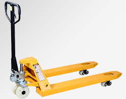 臨沂精密機(jī)械加工廠(chǎng)手動(dòng)叉車(chē)搬運(yùn)物料