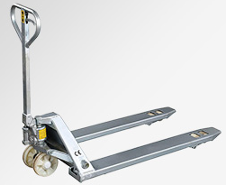 汕頭碼頭冠航不銹鋼手動(dòng)液壓搬運(yùn)車的使用優(yōu)勢(shì)